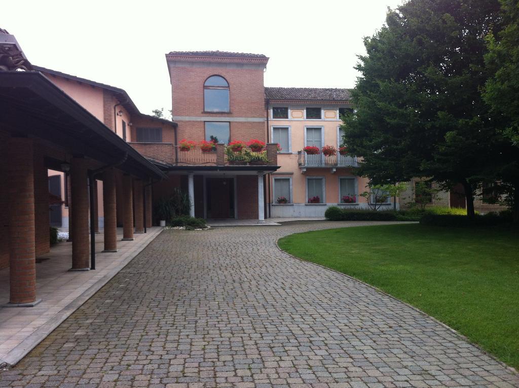 B&B Villa Valchero Carpaneto Piacentino Exterior foto